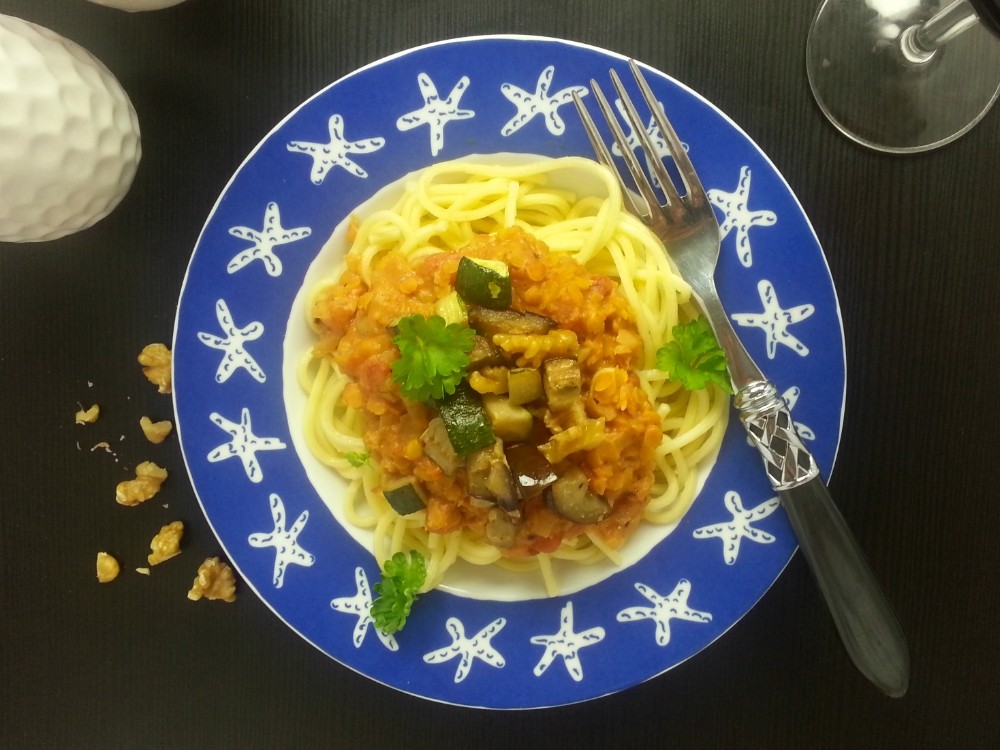 Vegan Spaghetti mit Linsen-Pastasauce 