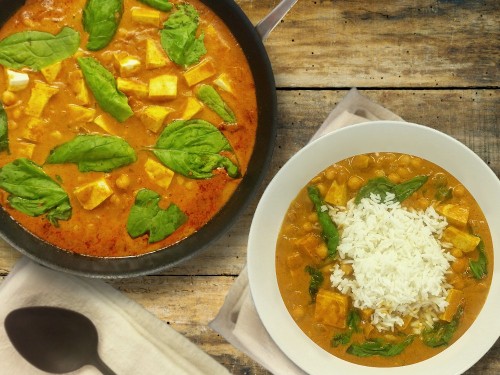 Curry Masala mit Tofu und Blattspinat
