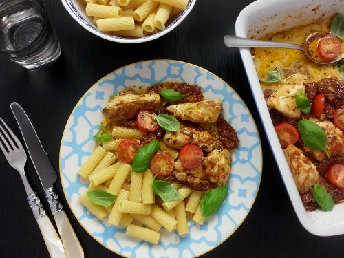 Hähnchengratin Italiano mit Tortiglioni