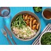 Chinesisches Schweinefleisch in würziger Sauce mit Reis und grünen Bohnen