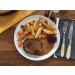Hüftsteak mit Thymian-Senfsoße zu geröstetem Wurzelgemüse und Preiselbeeren