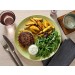 Käsegefüllte Hackbuletten & Tzatziki mit Paprika-Kartoffeln und karamellisierten Zwiebeln