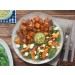 Süßkartoffelteller mit Avocadodressing mit Feta, Mais und gebratenen Nektarinen